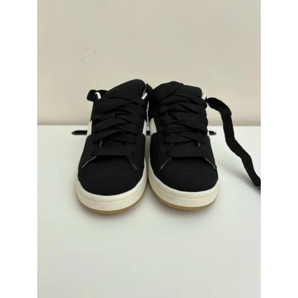 No Boundaries Women's Chunky Lace-Up Skate Sneakers Size 8 Memory foam lace-up